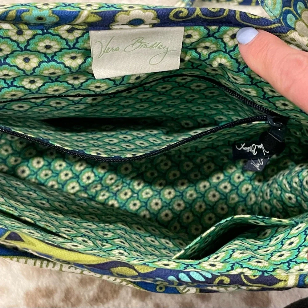 Vera Bradley Rhythm & Blues Crossbody Multicolour Paisley Shoulder Bag - Picture 9 of 16